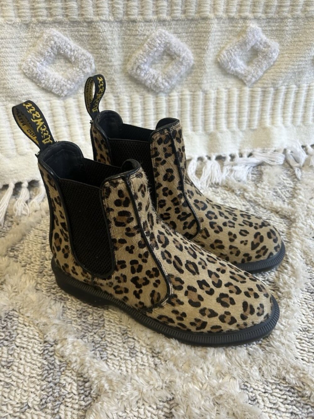 Dr. Doc Martens Flora Hair On Leopard Chelsea Boots Size US 5 Women’s